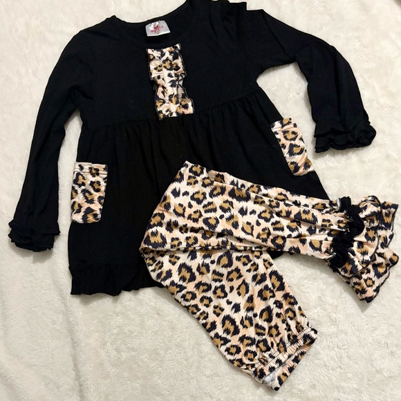 Leopard Print Kids Matching Set - Picture 1 of 4